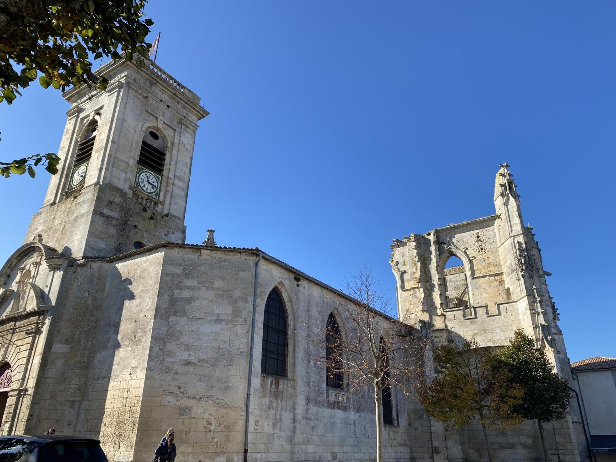 Les Remparts Apartment *