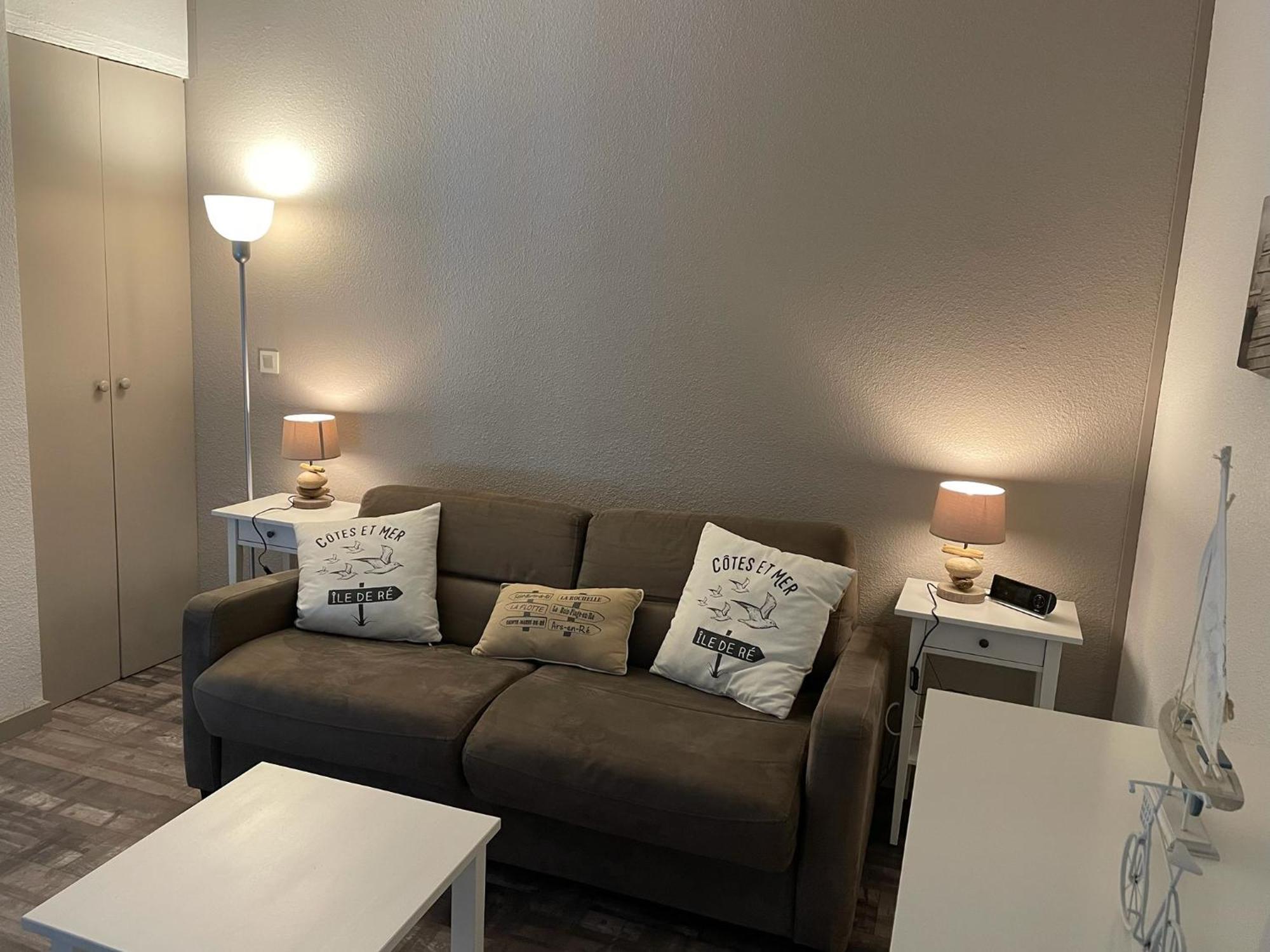 Les Remparts Apartment